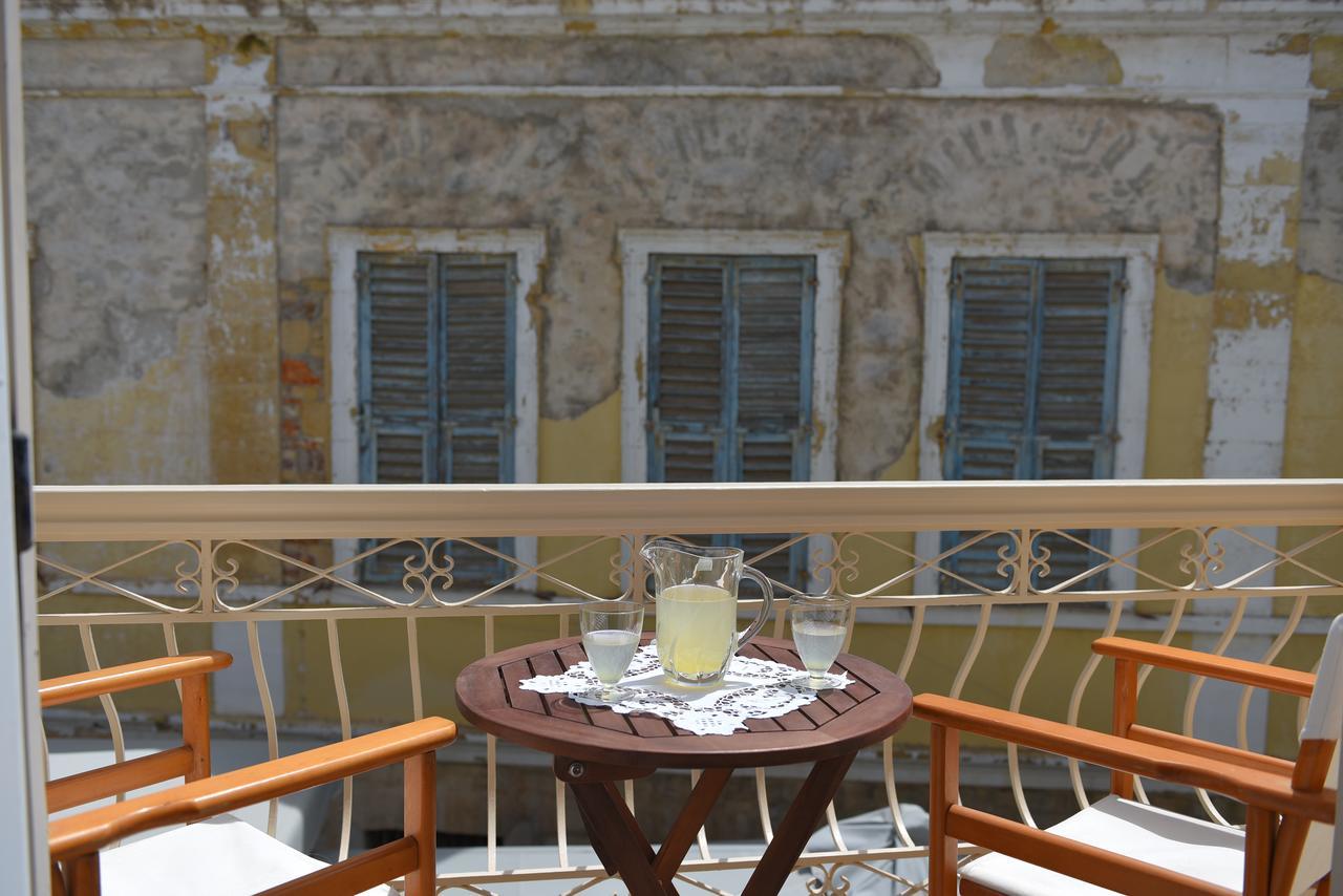 Oisyra Boutique Hotel Ermoupoli Dış mekan fotoğraf