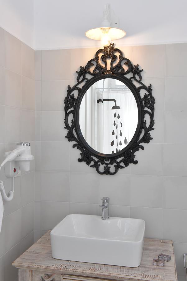 Oisyra Boutique Hotel Ermoupoli Dış mekan fotoğraf